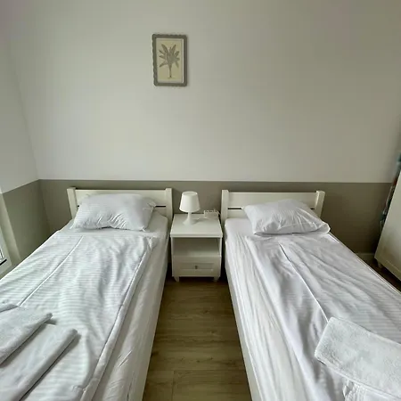 Przy Basenie - Jacuzzi, Sauny, Sala Zabaw, Do Plazy 400m Plaskie Dojscie Apartamento *